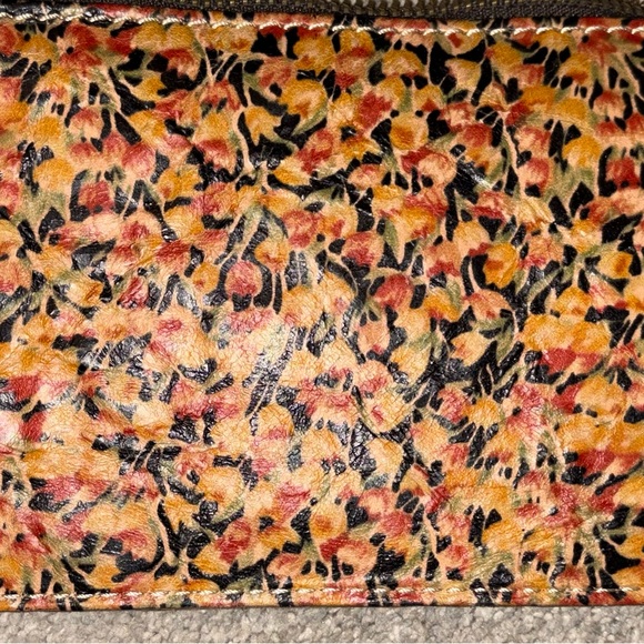 Patricia Nash Tan Leather Wallet/Clutch NWOT - Picture 3 of 7